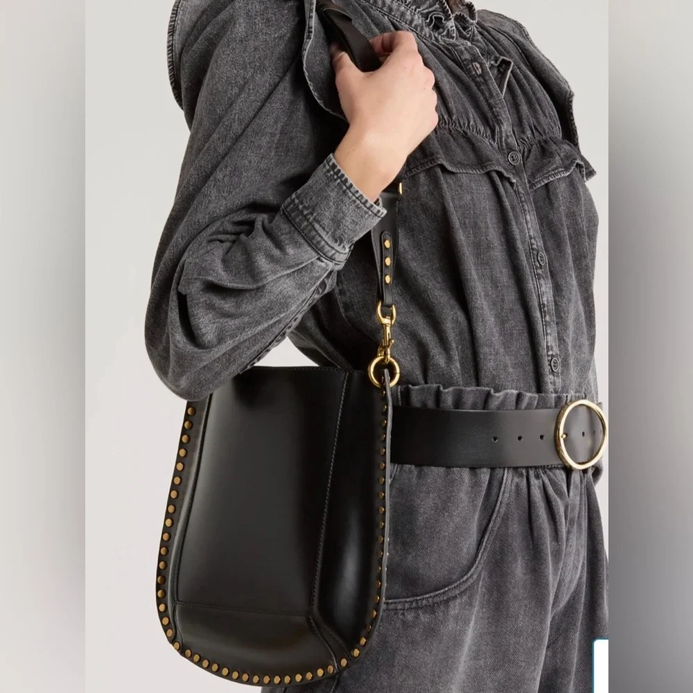 ISABEL MARANT
Oskan Leather Shoulder Bag in black - Picture 2 of 16